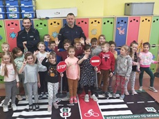 REALIZACJA PROGRAMU "BEZPIECZEŃSTWO TO SKARB" Z UDZIAŁEM UCZNIÓW SZKOŁY PODSTAWOWEJ Z MALCZYC