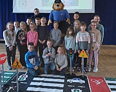 REALIZACJA PROGRAMU "BEZPIECZEŃSTWO TO SKARB" Z UDZIAŁEM UCZNIÓW SZKOŁY PODSTAWOWEJ Z MALCZYC