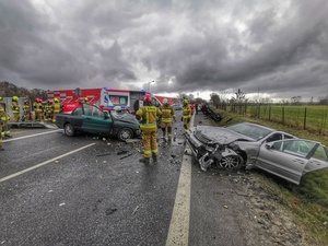 Wypadek na drodze krajowej nr 94 – policjanci apelują o ostrożność