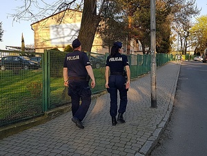 DOLNOŚLĄSCY POLICJANCI W TROSCE O BEZPIECZEŃSTWO OSÓB WYPOCZYWAJĄCYCH PODCZAS MAJOWEGO WEEKENDU