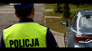 JAK PRAWIDŁOWO PRZEWOZIĆ DZIECI W FOTELIKACH?