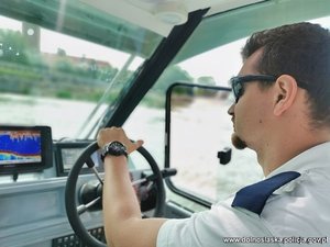 WYPOCZYNEK NAD WODĄ MOŻE BYĆ BEZPIECZNY, ALE TRZEBA O TO ZADBAĆ