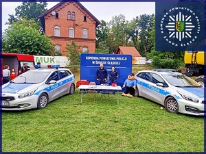 POLICJANCI NA DOŻYNKACH W MALCZYCACH