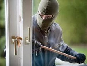 Zabezpiecz swoje mienie przed wyjazdem na święta