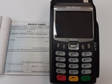 Średzcy policjanci przypominają, że mandat możesz zapłacić kartą płatniczą