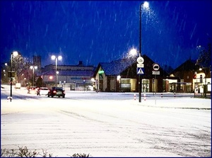 Uwaga ślisko - trudne warunki na drogach powiatu średzkiego! Apelujemy o ostrożność