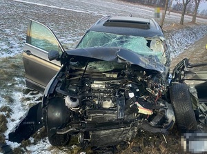 Zdarzenie drogowe na drodze wojewódzkiej nr 346 w rejonie miejscowości Kryniczno