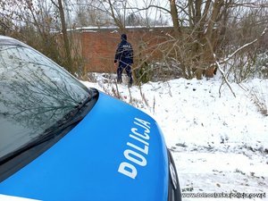 Dolnośląscy policjanci kontrolują miejsca przebywania osób, które szczególnie w czasie zimy znajdują się w kryzysie bezdomności