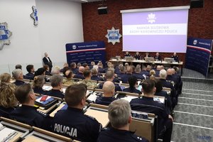 Odprawa kadry polskiej Policji z kierownictwem MSWiA