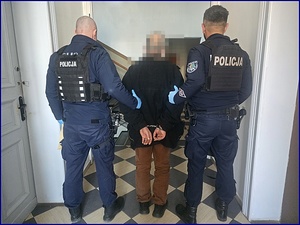 Policyjna interwencja w Sądzie Rejonowym - Zatrzymano osobę poszukiwaną