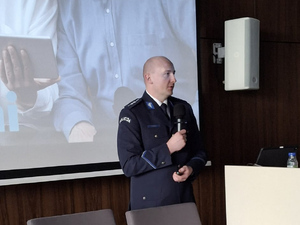 Wspólne działania policjantów i radców prawnych na rzecz bezpieczeństwa seniorów