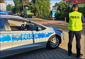 Majówka pod znakiem wypoczynku – policja ostrzega przed oszustwami przy wynajmie noclegów