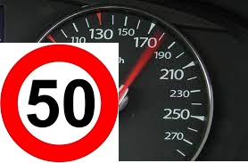 Kolejni kierowcy stracili prawa jazdy za przekroczenie prędkości o 50 km/h w terenie zabudowanym