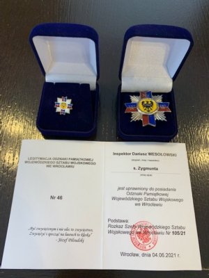 Odznaka Pamiątkowa Wojewódzkiego Sztabu Wojskowego przyznana Komendantowi Wojewódzkiemu Policji we Wrocławiu