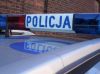 napis POLICJA na galeryjce radiowozu